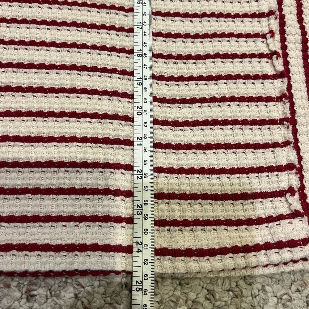 American Eagle outfitters Big Hug Crew Neck Waffle Sweatshirt -M - Picture 9 of 9
